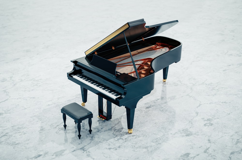 Piano à queue noir laqué posé sur un sol de marbre clair